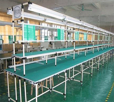 Bàn thao tác ống thép bọc nhựa có đèn